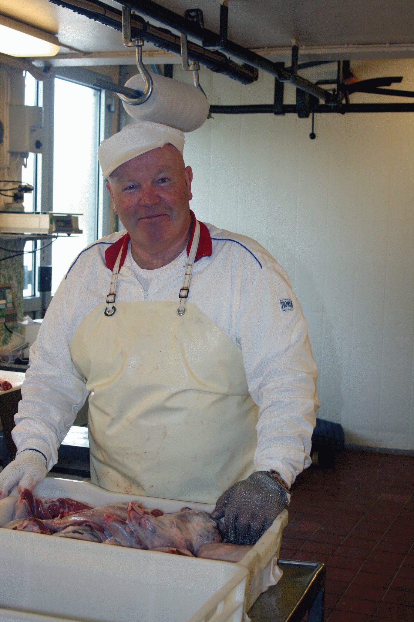 Magnus Opstad i arbeid hos M. Opstad